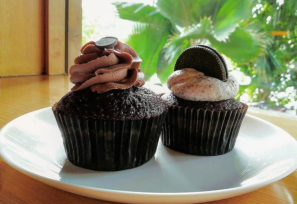 Cupcake Places In Ahmedabad | Cupcakes, Desserts, Chocolate, Sweet tooth
