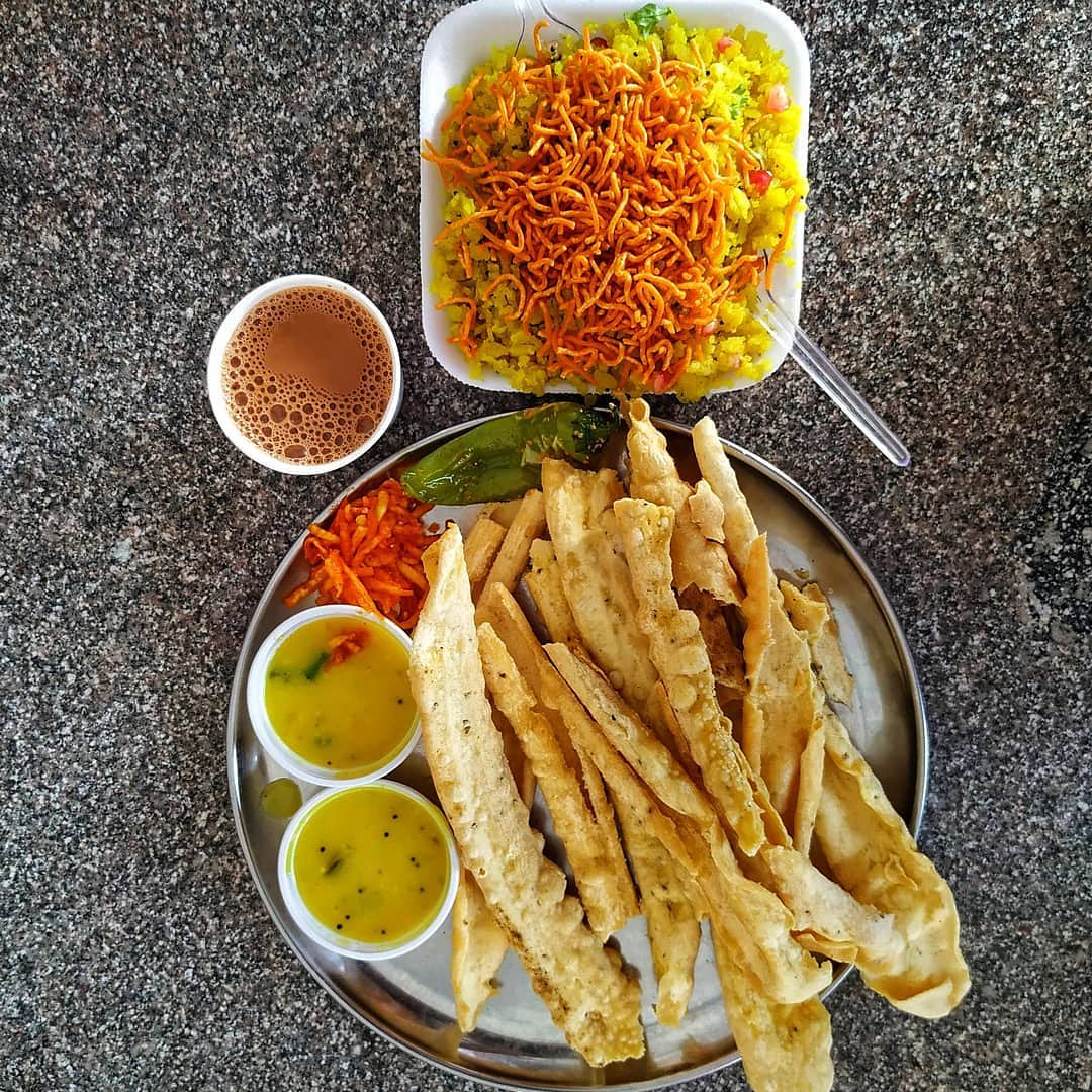 Street Food Places | Gathiya 