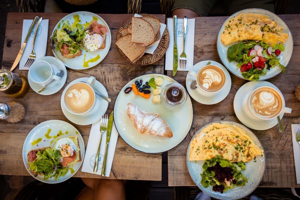 Gifts for foodie friends| A hearty meal