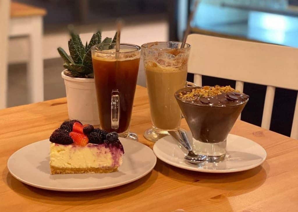 Best Places for Fancy Desserts in Ahmedabad| Seasalt Cafe